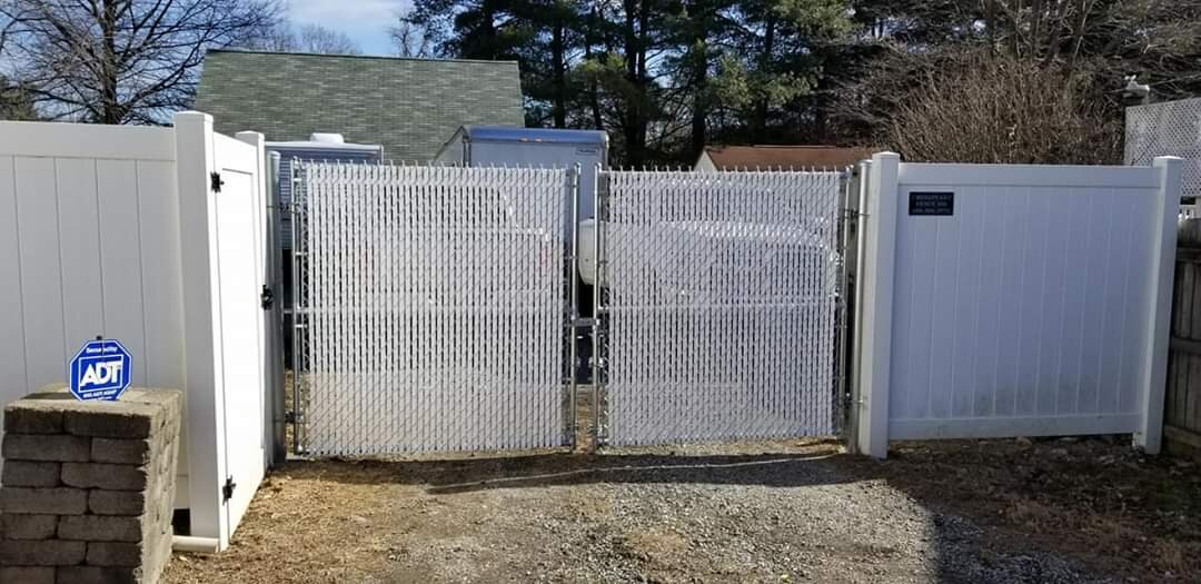 Chain Link Fence with Gate
