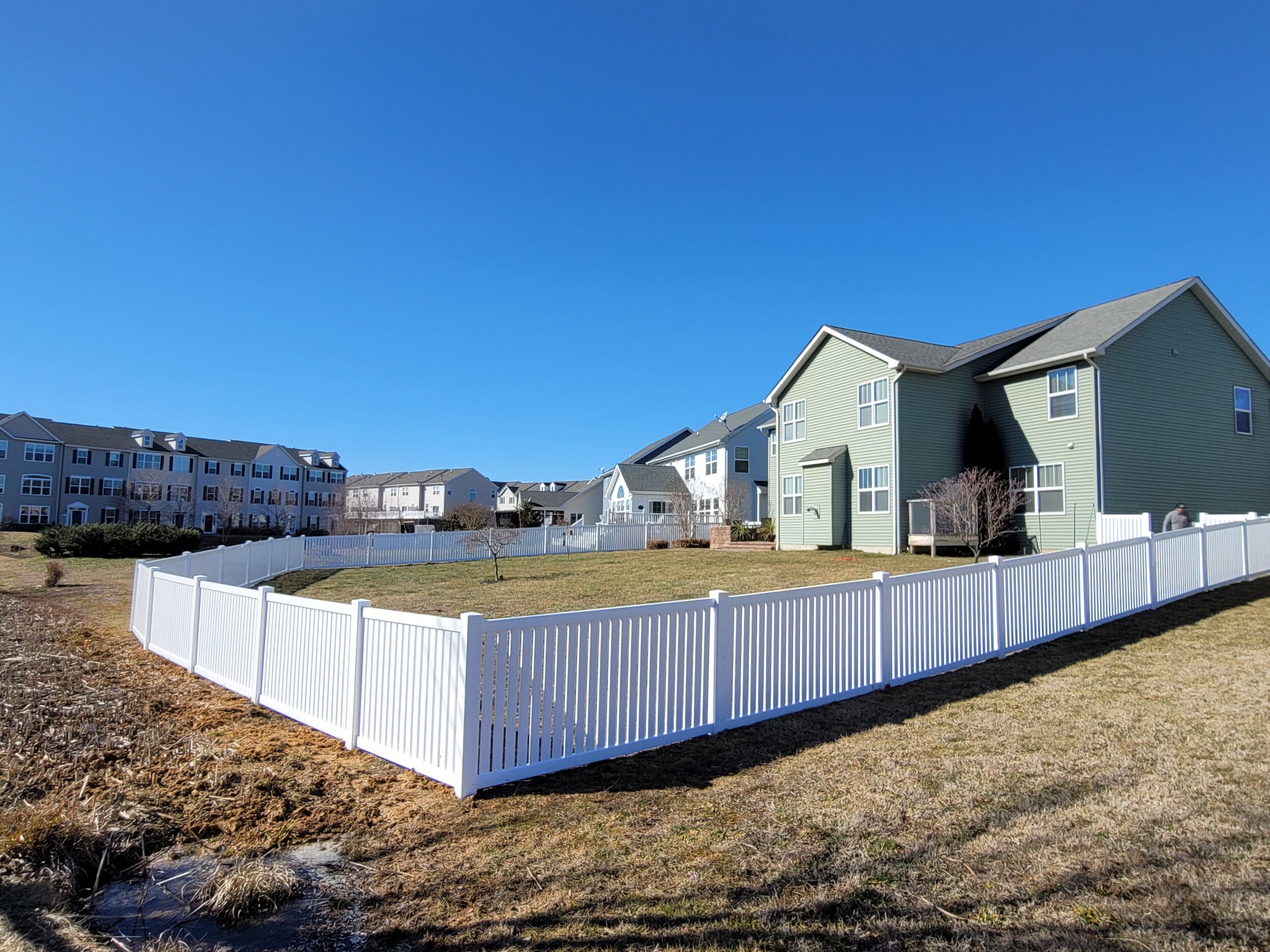 vinyl fence