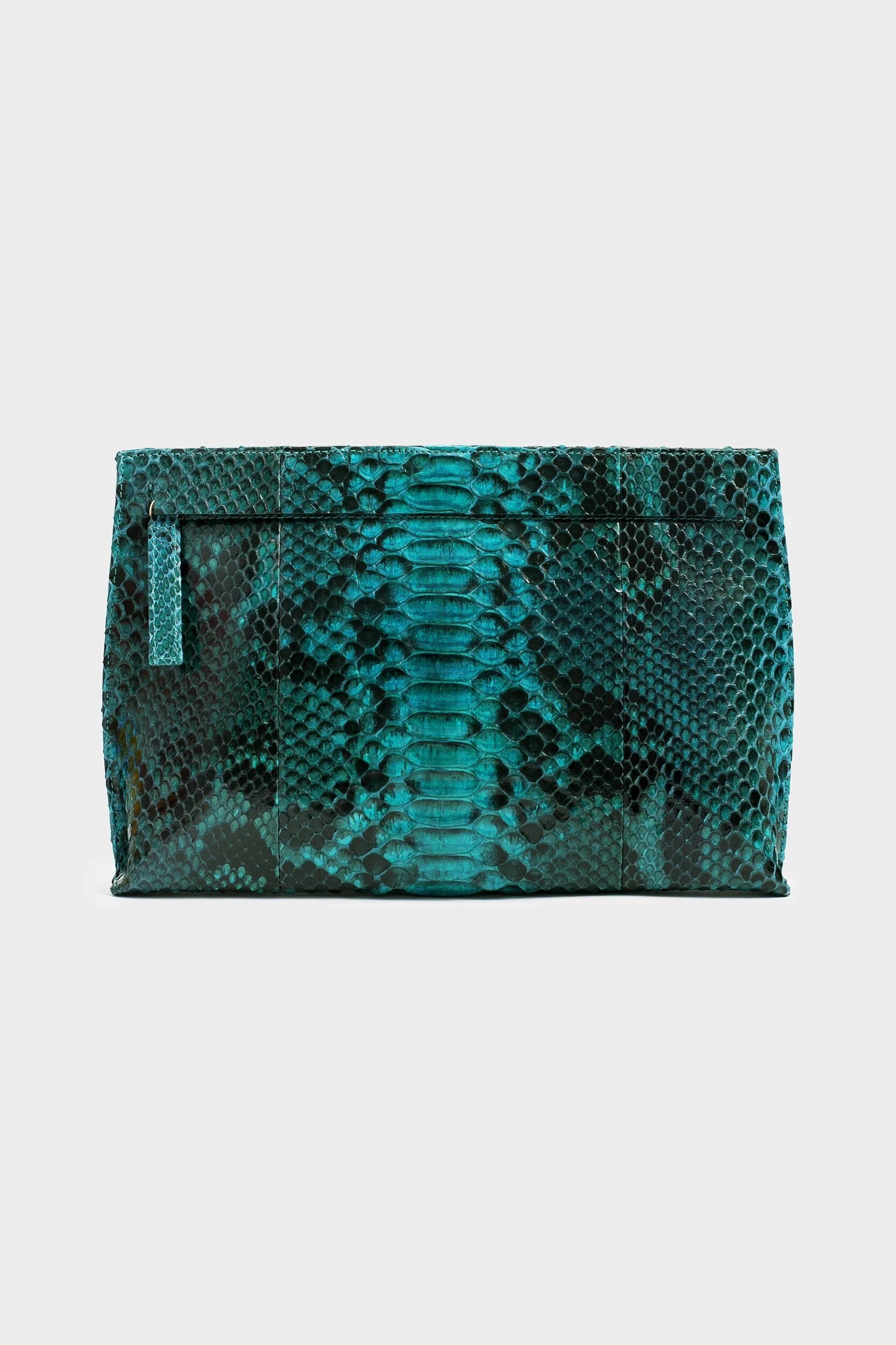 B880608E-CCC3-44F8-AF59-8332A3D51F3F