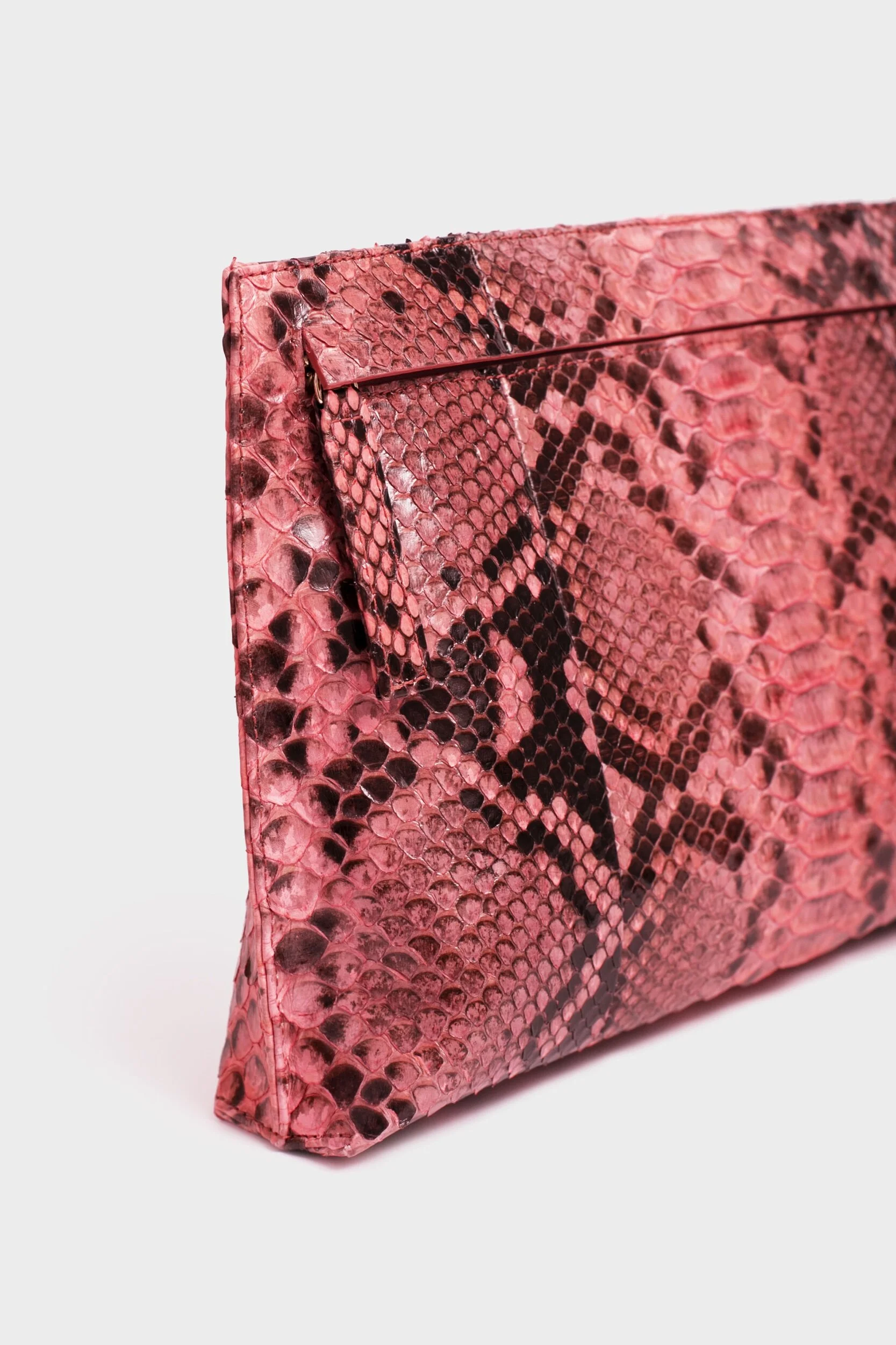 B979A0FD-4234-4CD2-85BB-CCE1A4355578