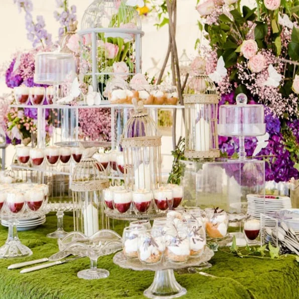 Kalm Kitchen Kalm Kitchen brings its unique combination of creative design, great food, expert planning and complete service to your wedding. Booked by Nat > highly recommended Location: Surrey View Kalm Kitchen's website @kalmkitchenltd