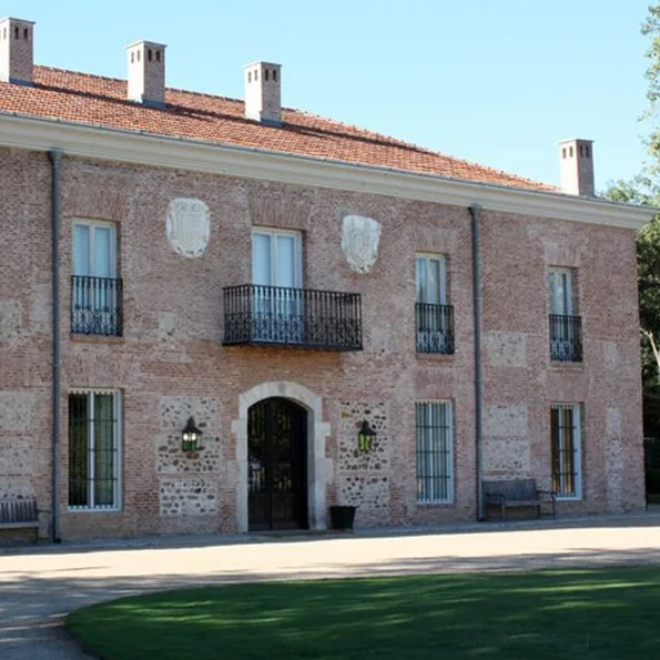 Soto Mozanaque Although the website doesn't give away the appeal of this venue, I can vouch to say it truly has the wow factor. The Finca Soto Mozanaque has been part of the family since 1731, being today the property of the Excós. Dukes of Alburquerque. Soto de Mozanaque has more than fifteen years of experience in organising events and is a perfectly arranged house, with inside and outside ceremony capability so that your wedding runs seamlessly. Location: Madrid, Spain View Soto Mozanaque
