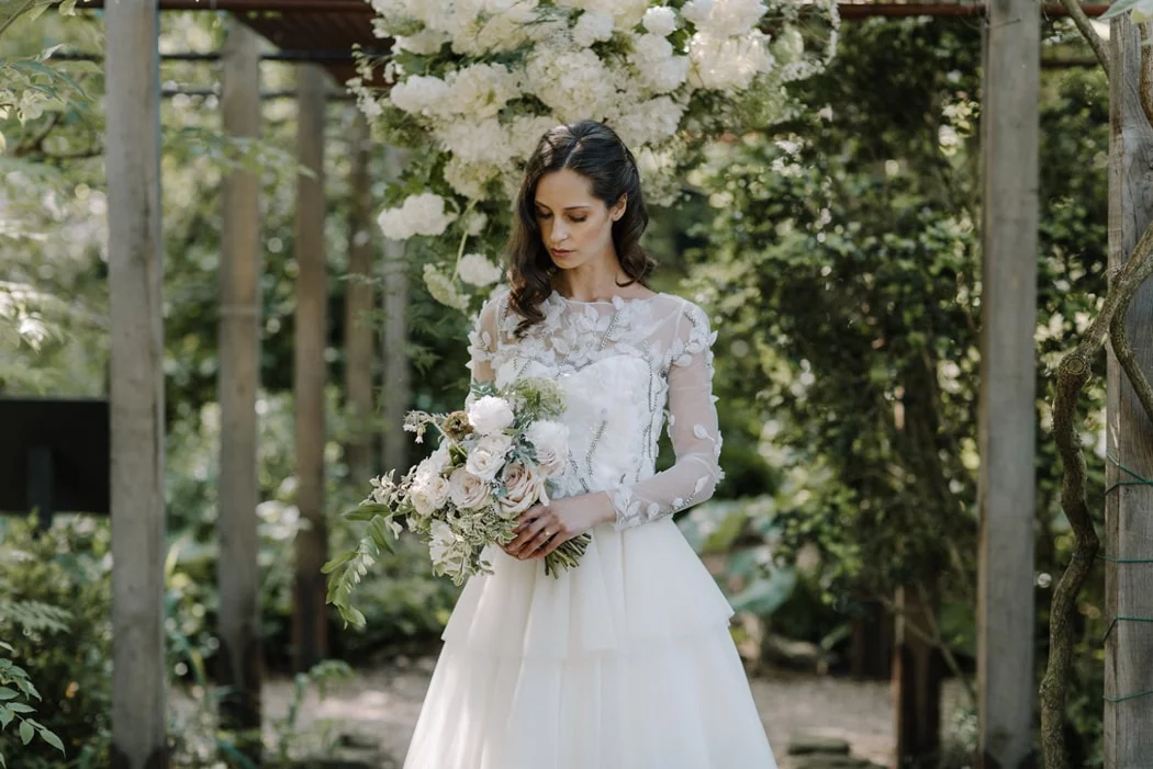 botanical-wedding-inspiration-in-a-london-secret-garden-rebecca-goddard-photography-feature-min.jpg