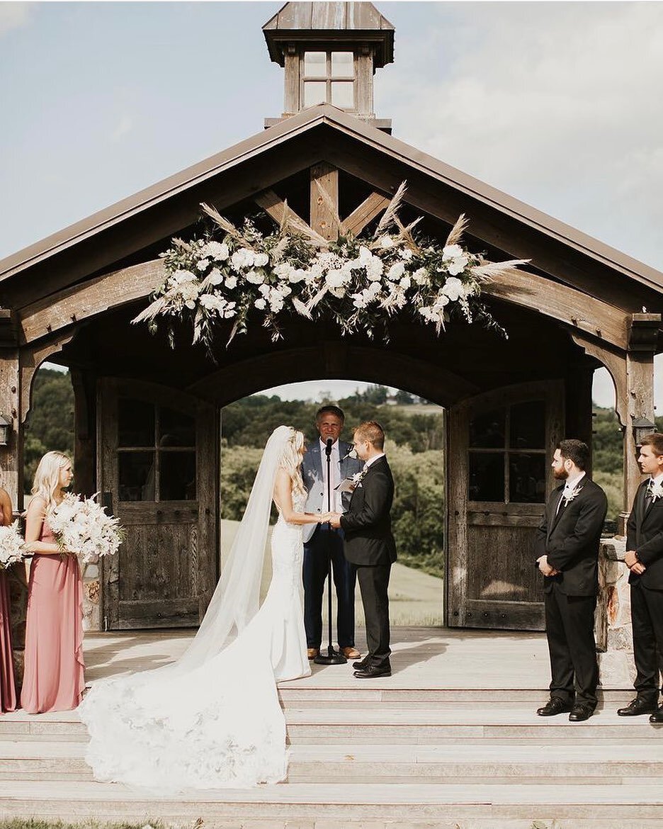 Brad &amp; Emily had the perfect day!