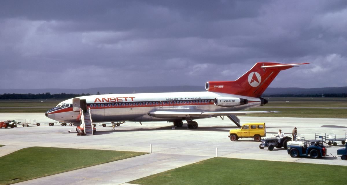 Ansett-Airlines-Boeing-727-77-VH-RMF-at-PER-1971-by-Clipperarctic-Flickr-1200x640.jpg