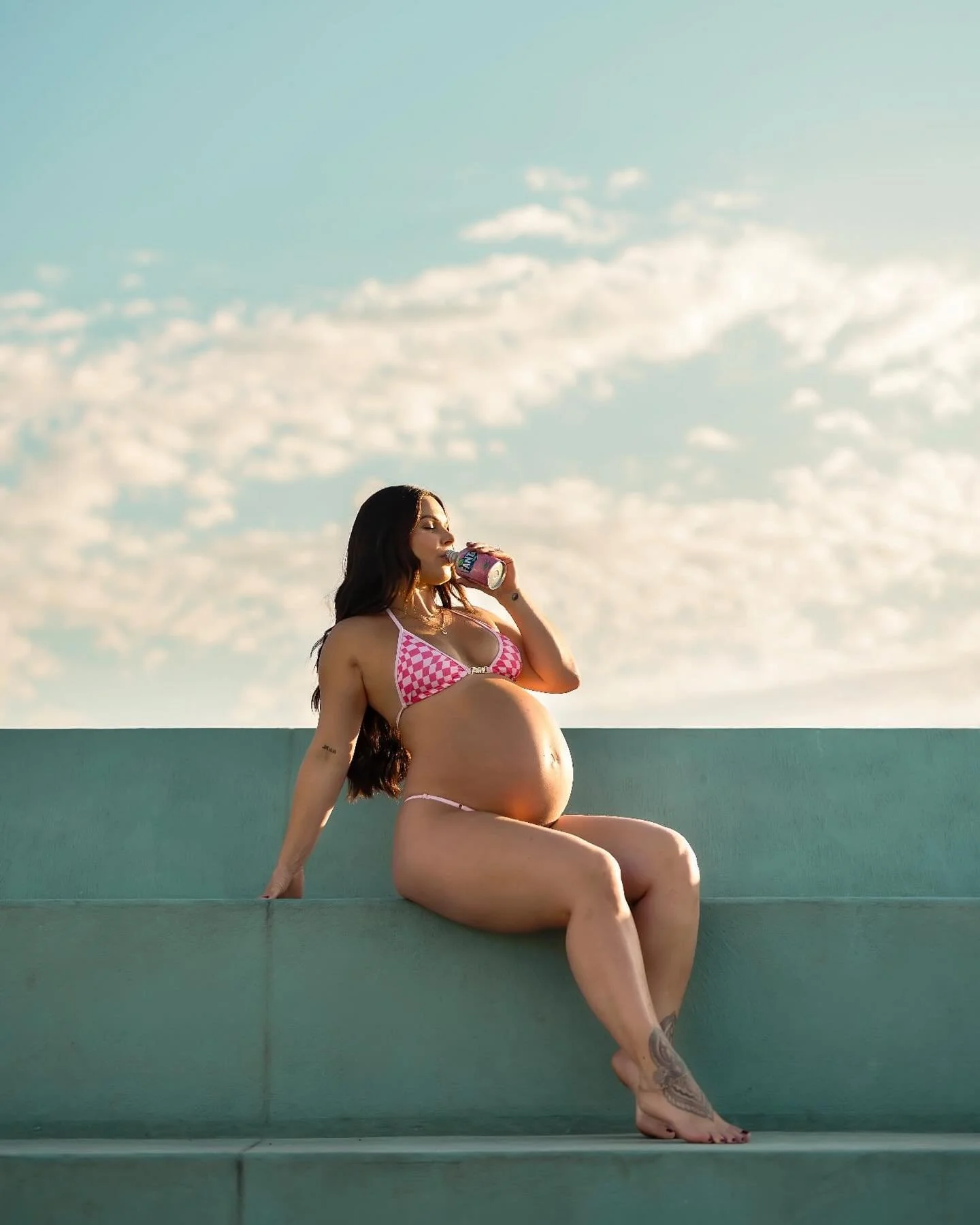 Something so different but a creative concept. 

When I look to do a shoot along I try and something that I normally don&rsquo;t do. It helps with creativity and also pushes me. Shoot full sun, is something I am not confident with as I love first and