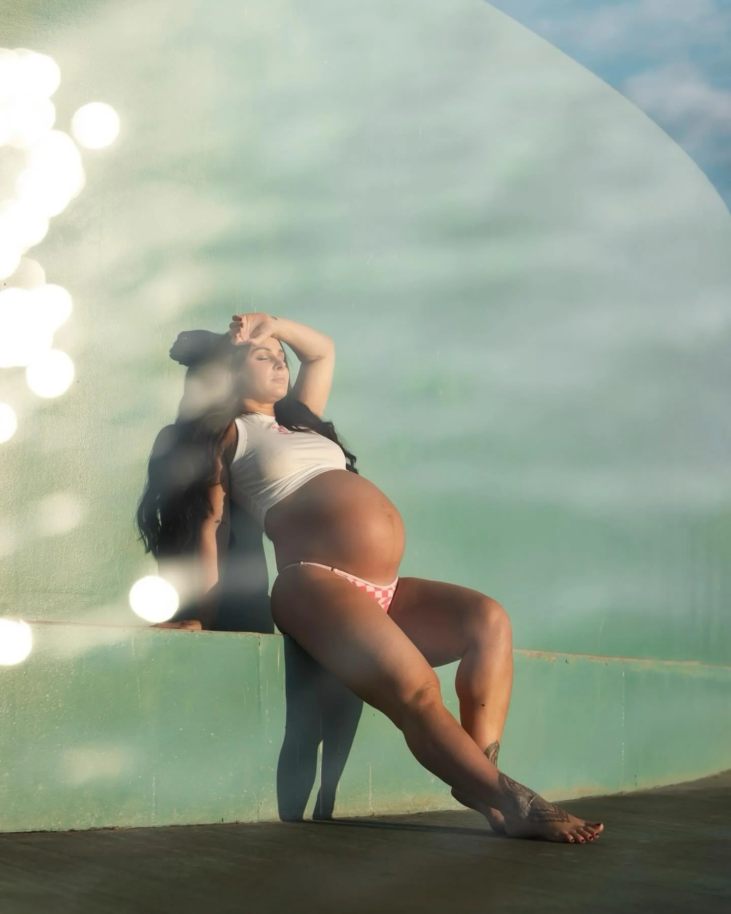 Congratulations to this mumma on her baby boy!

I am back from holidays and straight back into it, galleries are going out and 15 outdoor sessions to shoot before Christmas (here is hoping the weather is amazing!).

Captured at @jadelewisphotography 