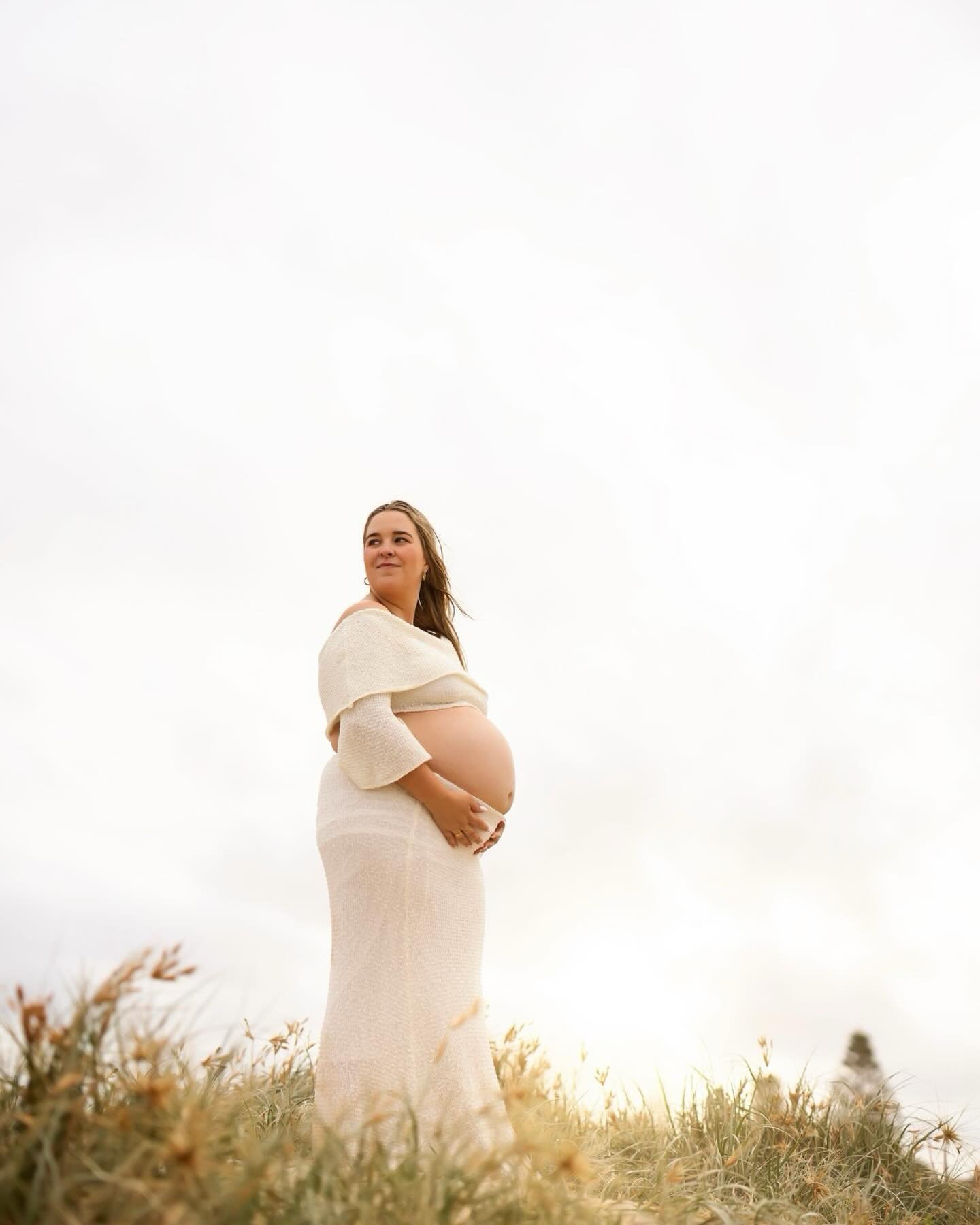 A maternity session I captured at the end of last year and the first newborn session I captured this year :). I have so many memories with this family from their first maternity session to where my SD card failed for the first time in 13 years and I 