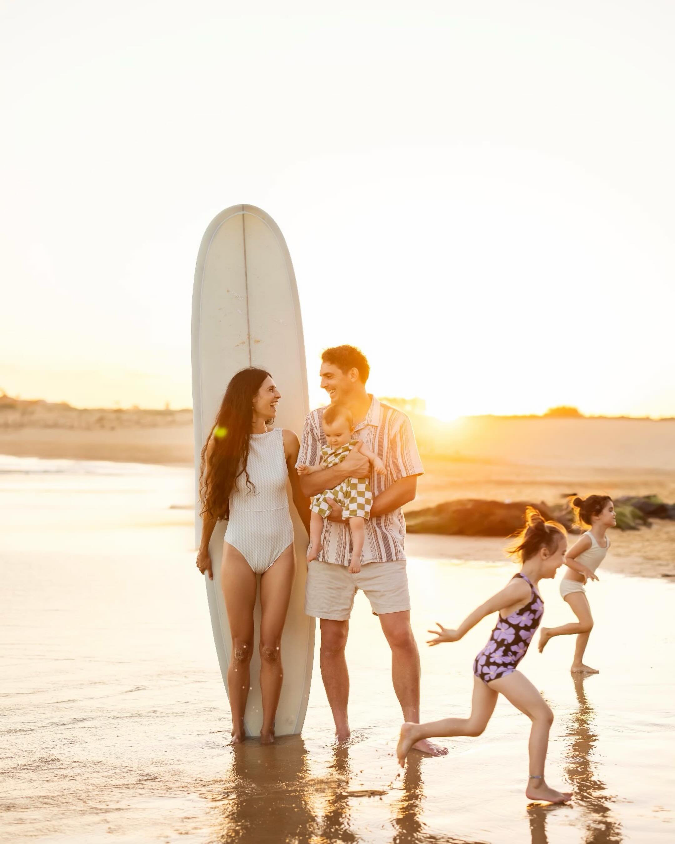 One of my favourite shoots to date! The fun we had was like old friends catching up and having a beach day. Thank you for your openness, letting go, loving on each other and just being yourselves. That&rsquo;s all it takes to capture magic.

#serenaj