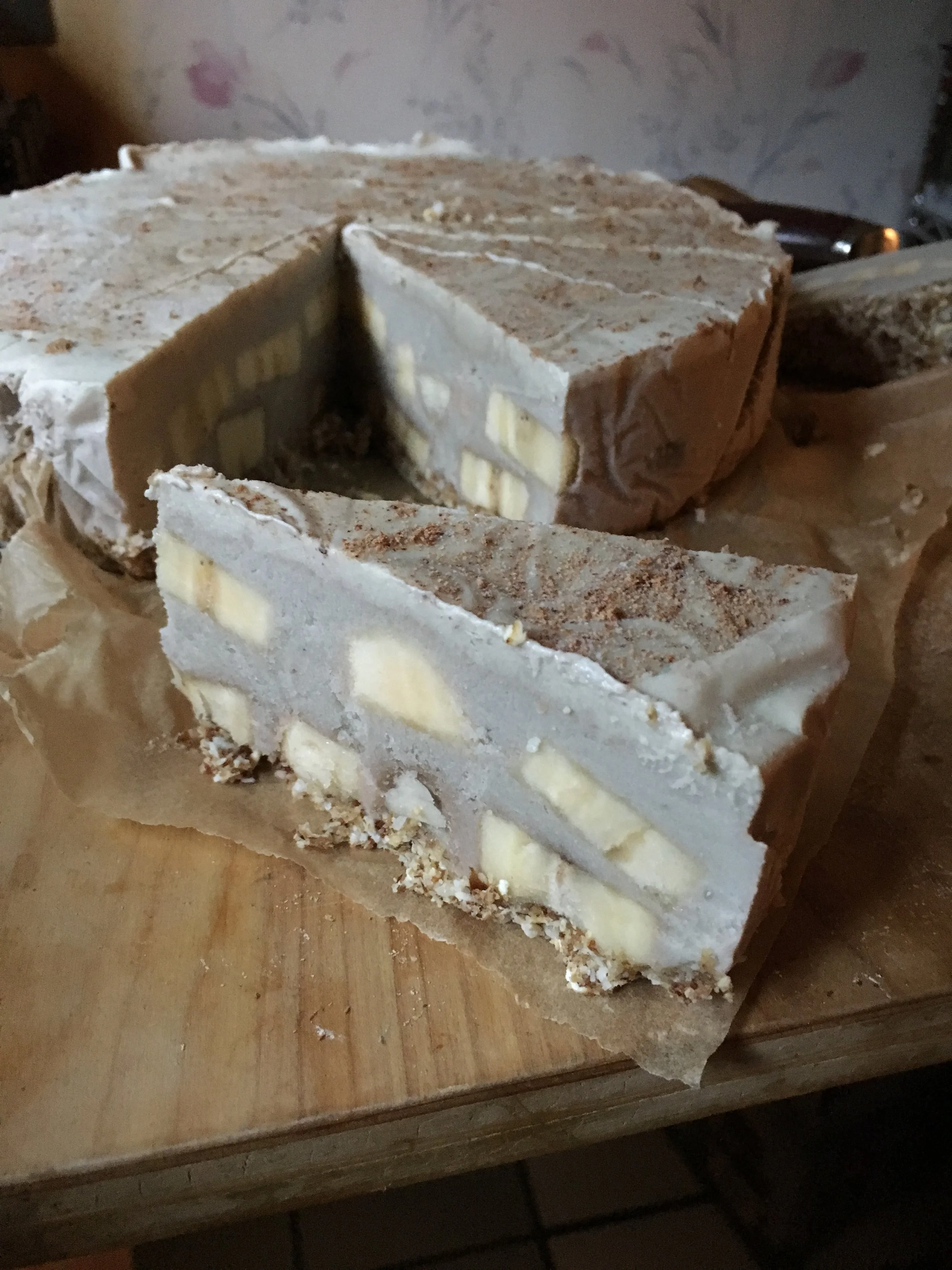 Banana Cashew Cream Pie