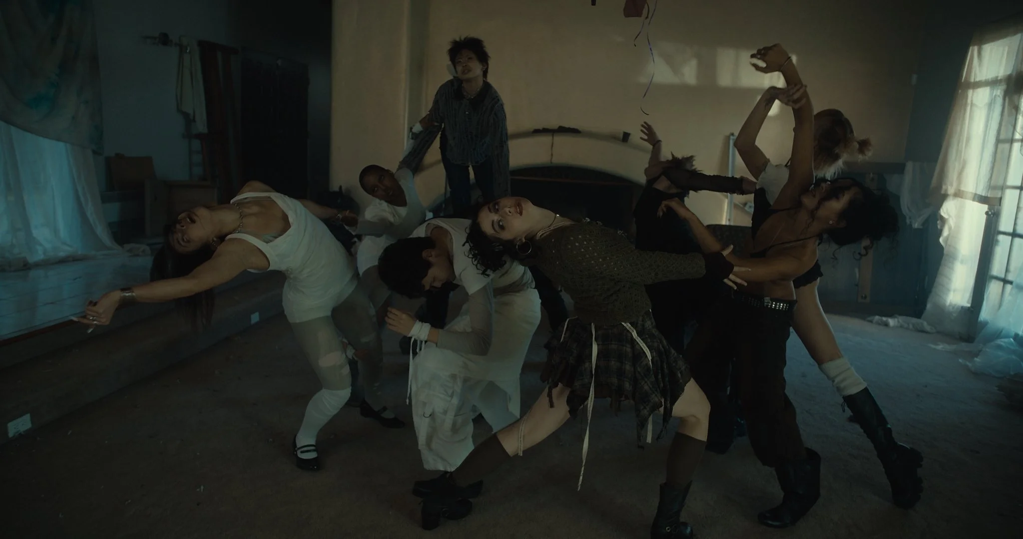 Still 2026-04-16 180530_1.1.11.jpg