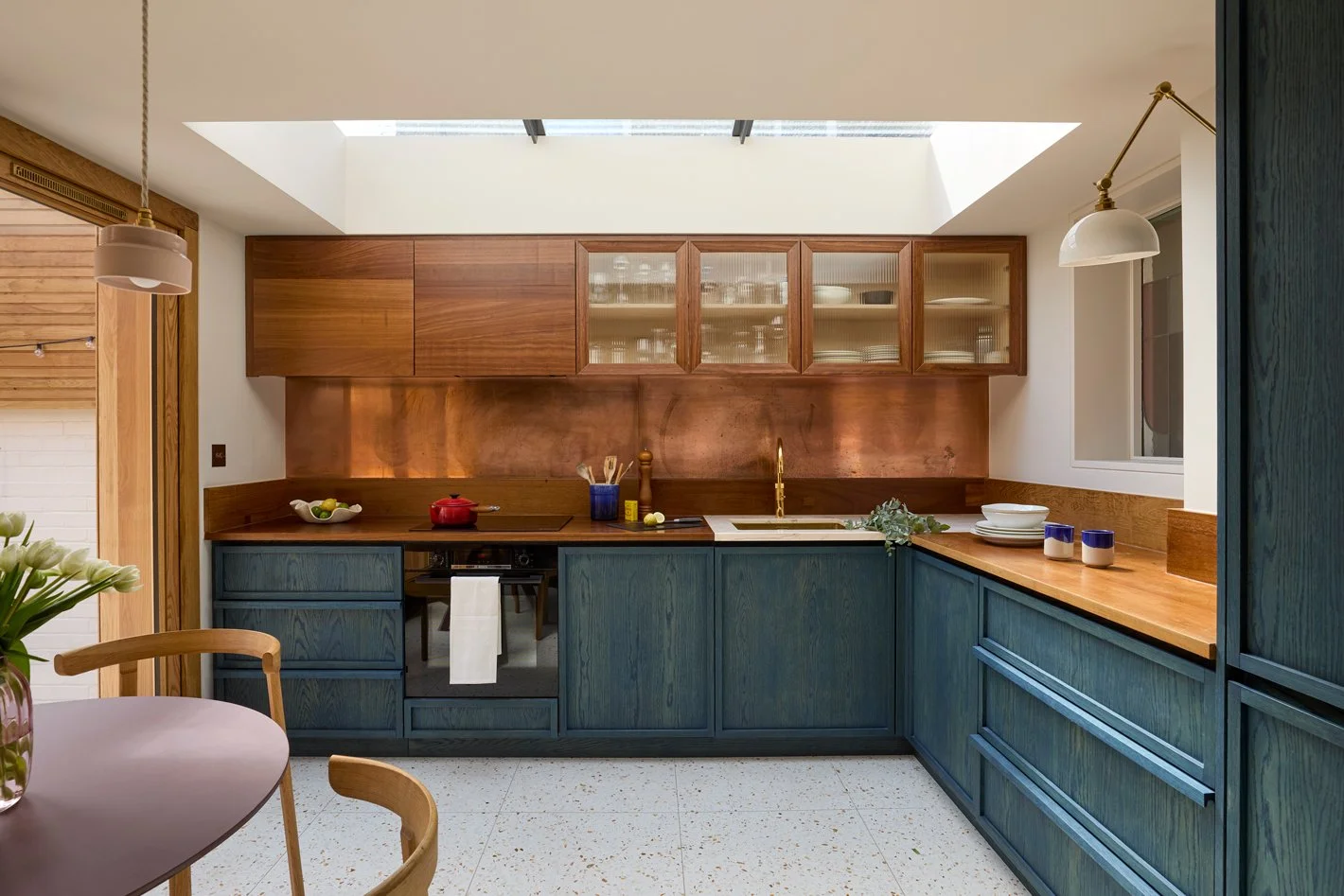  At Project Chat Roux, the works included a carefully considered refurbishment of a terraced house, replacing the existing infill extension with a contemporary rear addition that brings greater light, openness, and spatial quality to the kitchen spac