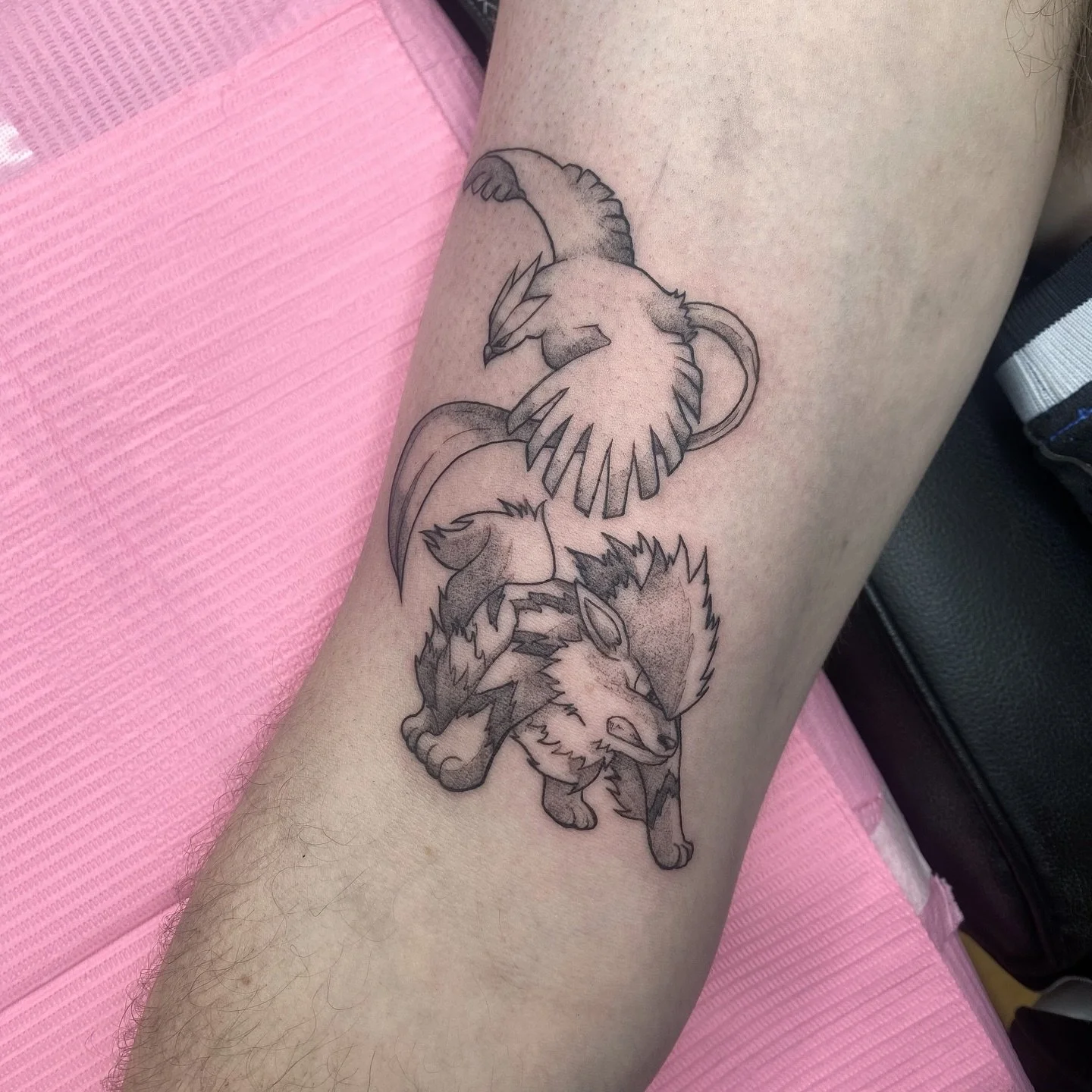 🔥❄️ 
Having so much fun doing these little Pok&eacute;mon tattoos!
Thanks so much @people_word_ for the awesome ideas, chill vibes and great chats!

⚡️ done at @infiniteworldstattoo 
.
.
.
#adelaidetattoos #adelaidetattoo #tattoo #tattoos #pokemon #