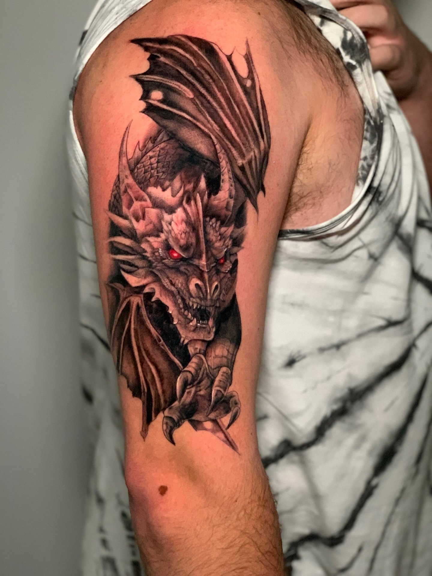 finished off this dragon for Reece! some bits healed some bits fresh, thankyou for your trust, delightful chats and for sitting like an absolute legend for your first tattoo man!! 
👾MADE AT @infiniteworldstattoo 
🐲USING @aftercarecollective.com.au 
