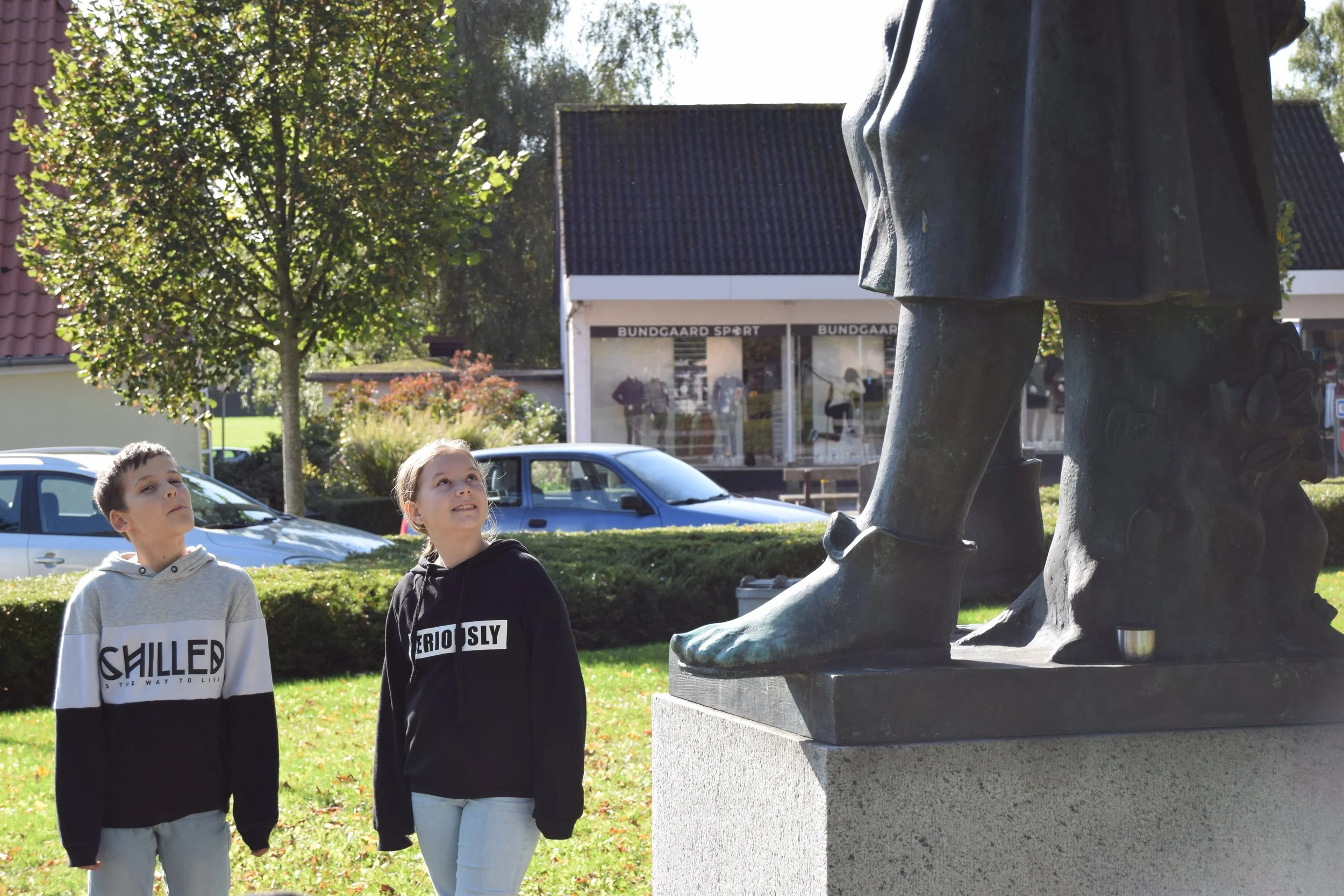 5/10: SAGT 2 UGER EFTER