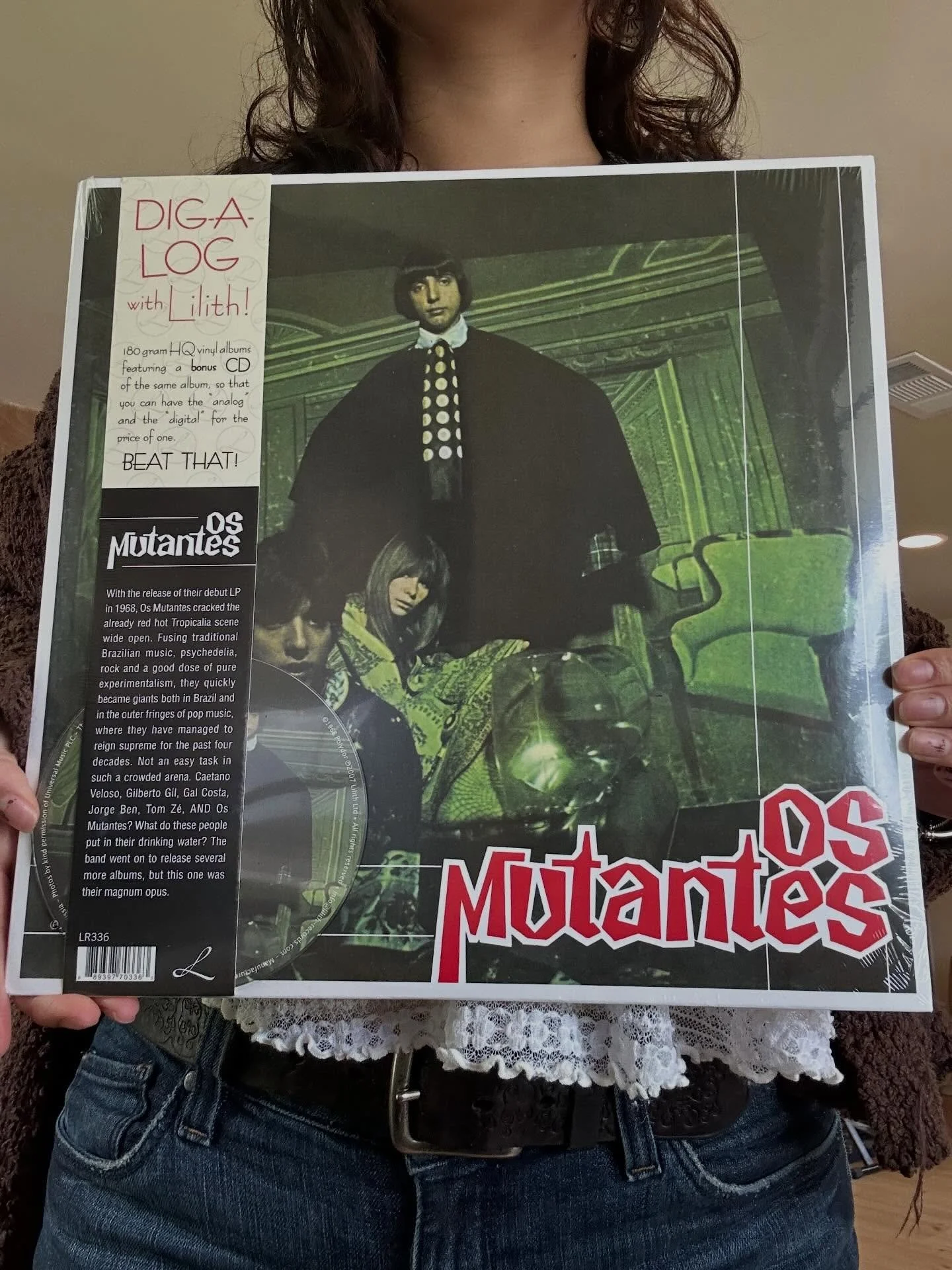 Os Mutantes - Debut Album 
.
.
Originally released in 1968 this album blends traditional Brazilian styles with American and British psychedelia.

Includes bonus CD 💿 
Available in store and on our website

#osmutantes #brazilianmusic #psychedelicroc
