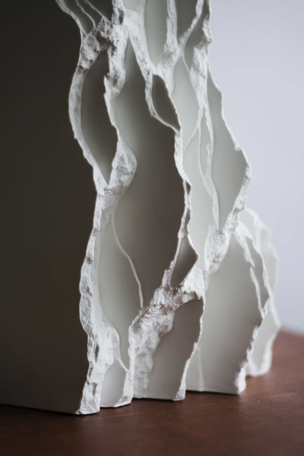 Extrusive — SIMON KIDD
