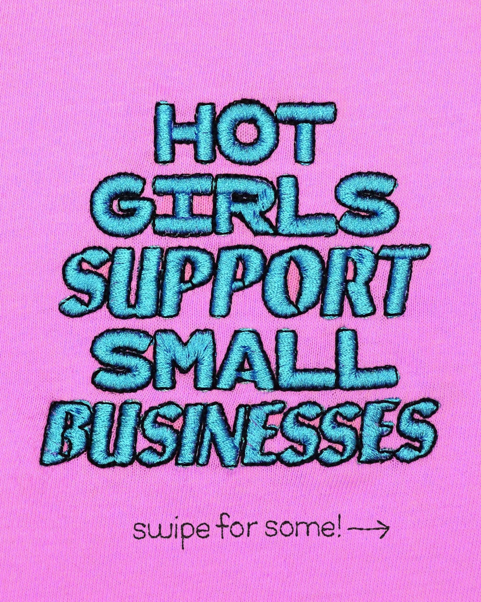TAG YOUR FAVORITE SMALL BOOKISH BIZ ✨ (YES it can be your own! Self promotion is the key to success, baby! Who do you think I put on slide 4 😂)

Swipe for a little roundup of businesses that may or may not sell something with &ldquo;Hot Girls Read&r