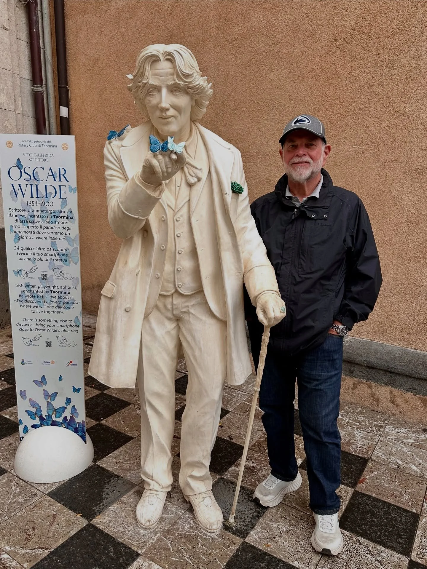 Wandering through Taormina&rsquo;s charming streets feels like stepping into an open-air gallery &mdash; every corner bursting with vibrant art, handmade ceramics, and the soul of Sicilian creativity&hellip; the famous Oscar Wilde &hellip;&hellip;and