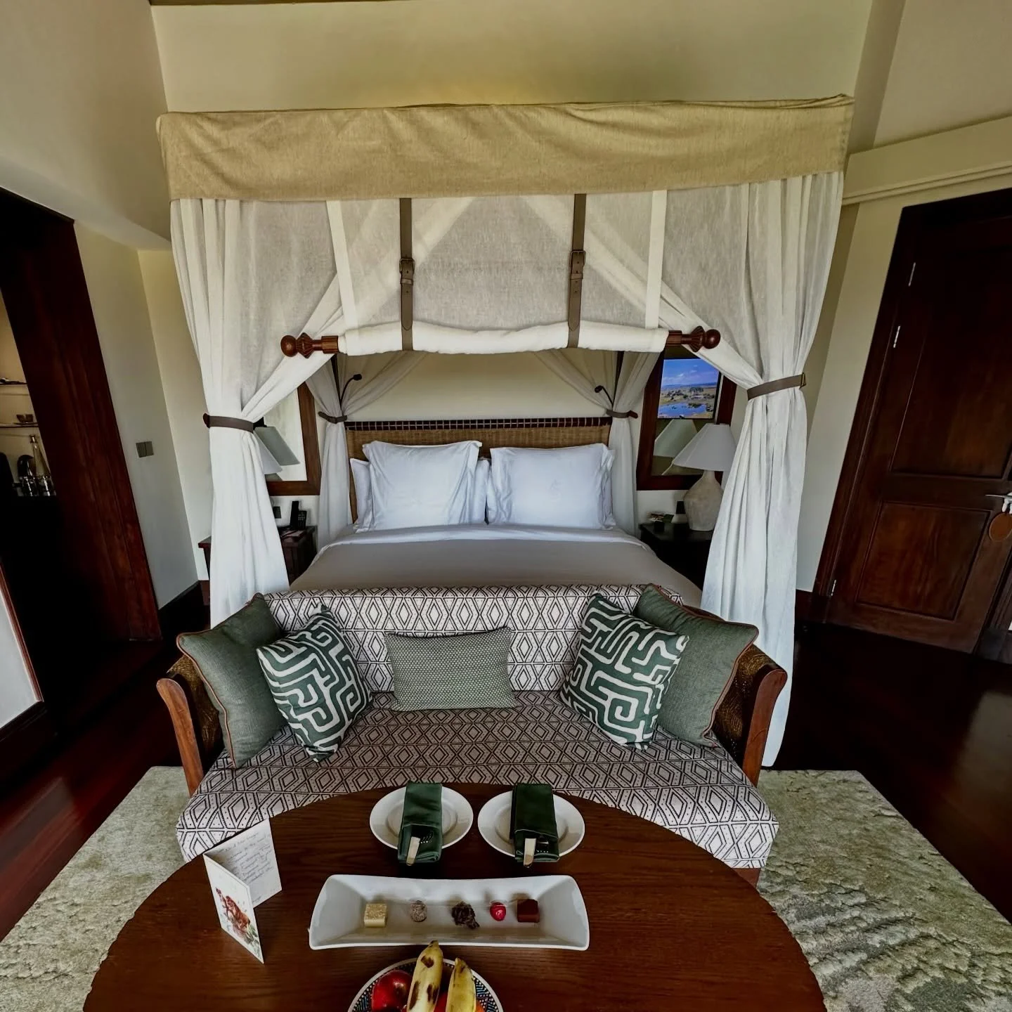 A few unforgettable nights at Four Seasons Safari Lodge Serengeti &mdash; sunrise coffee, sunset skies, and wildlife right below our balcony.
One of those over-the-top stays elevating a well-designed small-group journey. Amazing location on the edge 