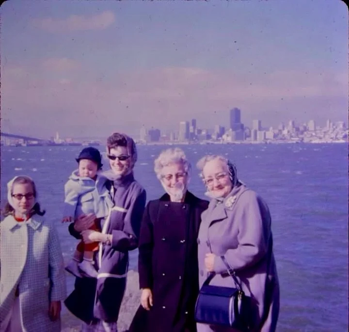 Old travel photos bring back stories &amp; these photos are part of mine. 🧭

This was my first big trip at 9 years old. My mom was only 29 when we traveled from Pennsylvania to San Francisco, then onward after a long connection in Hawaii then Guam &