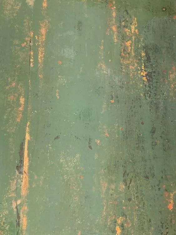 Distress green 4D buffet-GRN3.jpg