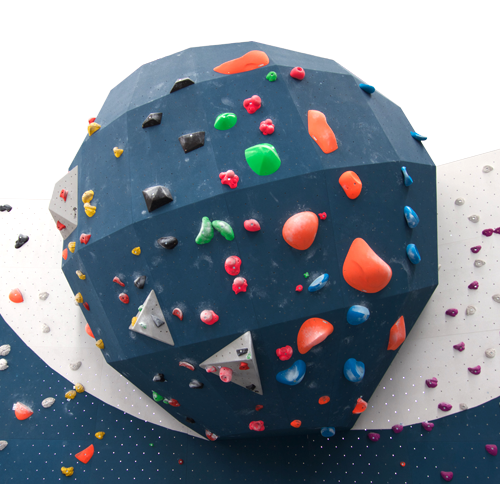 The Pearl The pearl is a rounded feature sitting between two vertical walls and offers a unique climbing experience as you go from overhung to vertical and then slab sections. Expect to get a solid pump on this little gem.