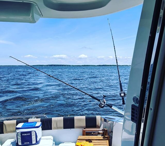 FINALLY! Didn't catch anything, but we didn't care. It was nice to be back on the water. I think this is only the second day we've been on the water this year. Will it hurry and warm up, already!?
.
#chesapeakebay