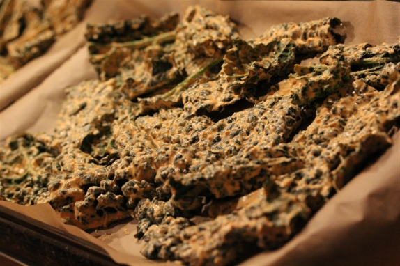 Cheesy Kale Chips