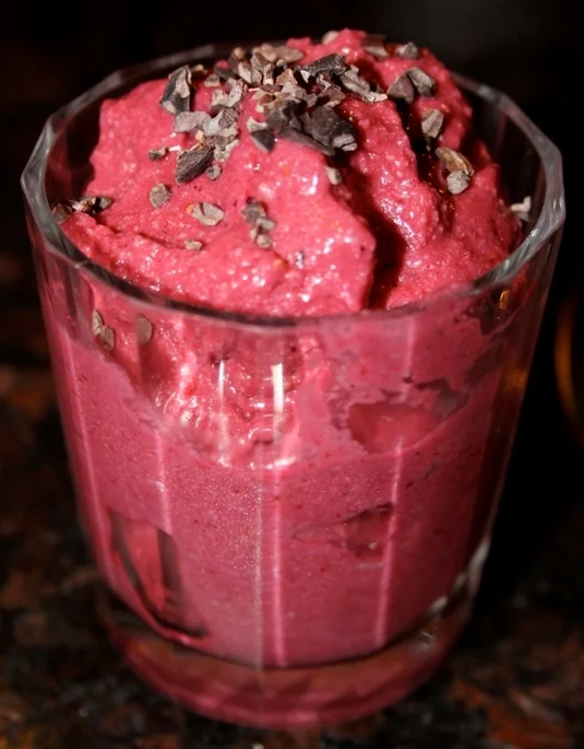 Raw Strawberry Ice Cream&nbsp;  