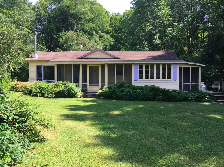 Stream Side “Yellow Cottage” with Views | Sleeps 4