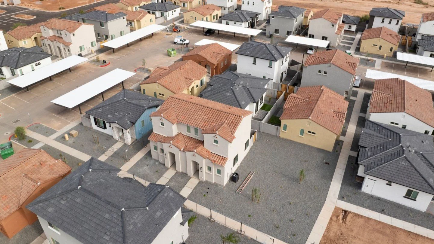 BUNGALOWS ON HENNESS