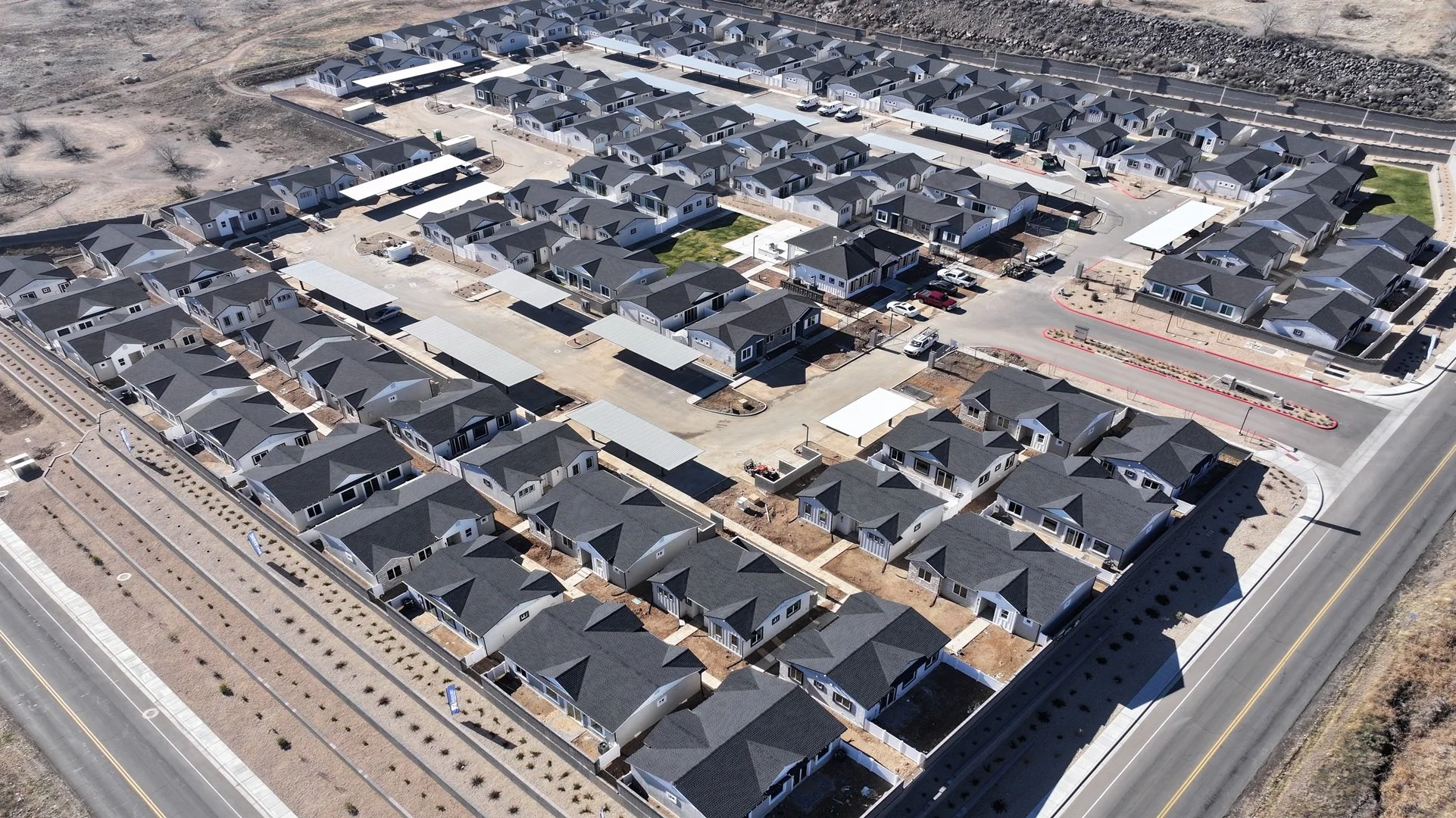 BUNGALOWS ON MARKET STREET