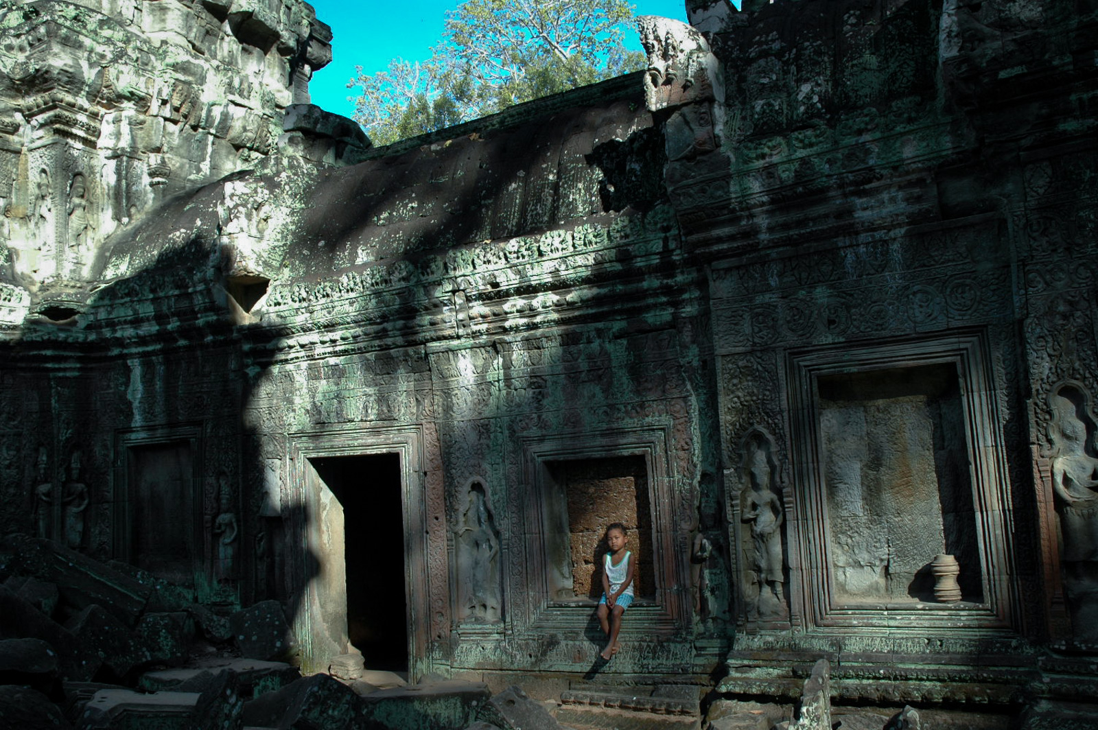  Angkor Wat, Cambodia &nbsp;2006 