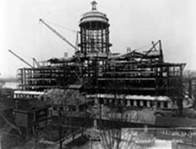 Construction of the Missouri State Capitol April 15, 1915