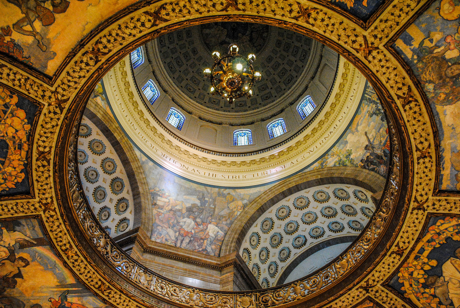 Jefferson City Capital Dome.jpg