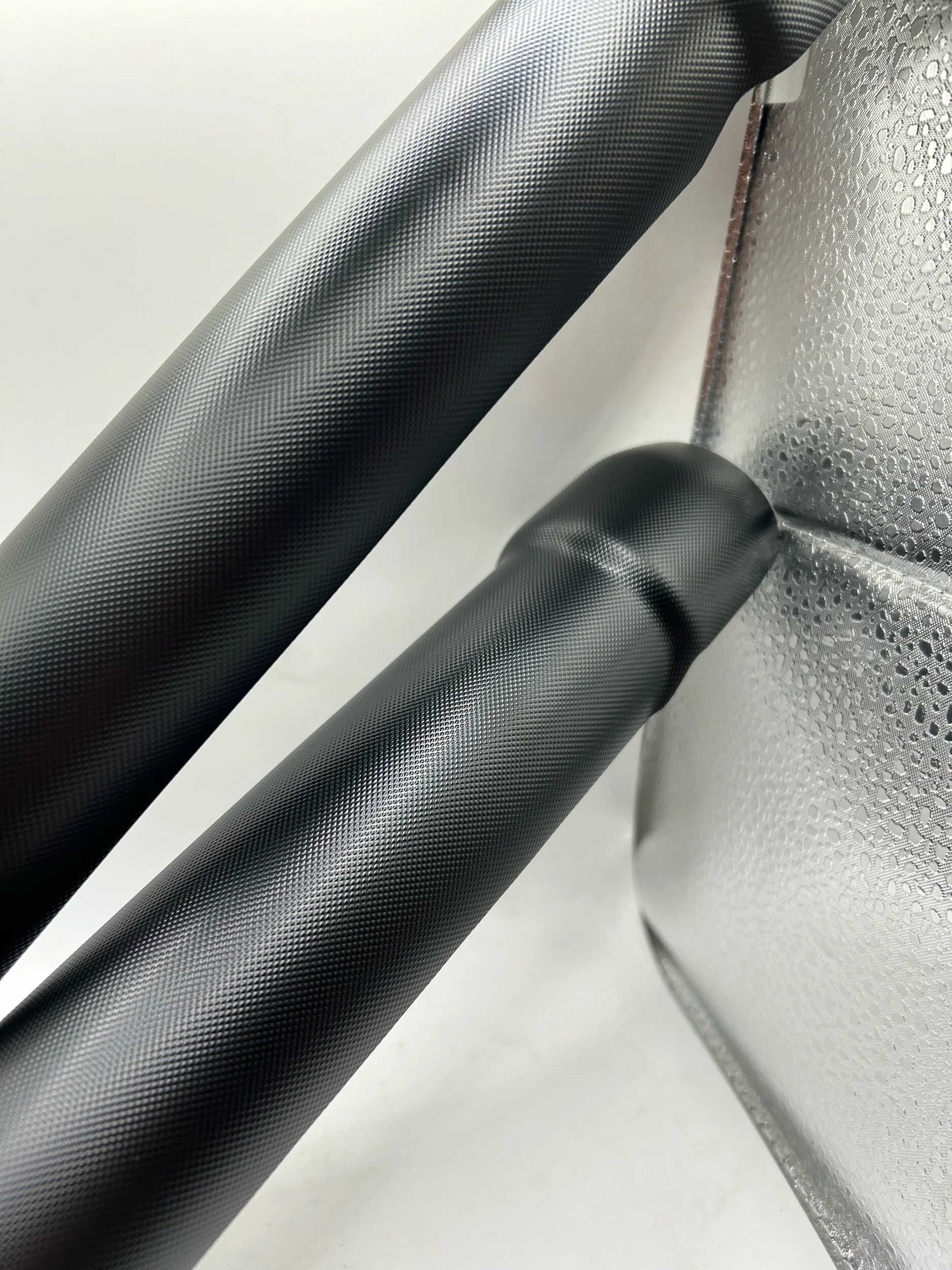 ADD64DB0-3A2C-41F1-9BA0-5956F4A7BB37