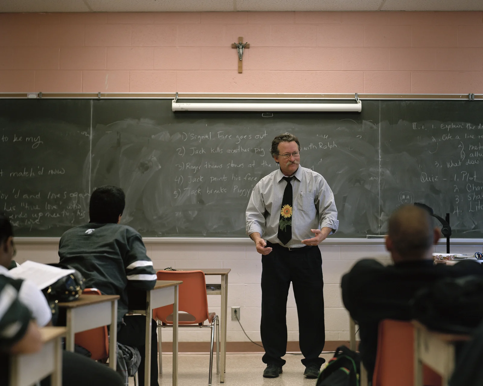 65ebf9ebb60709bb-teacher2000px42.jpg