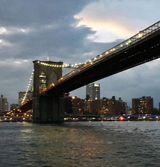 Thank you @openhousenewyork for a fabulous summer cruise! .
.
.
#perfectsummernight #ohny #brooklyn #brooklynbridge