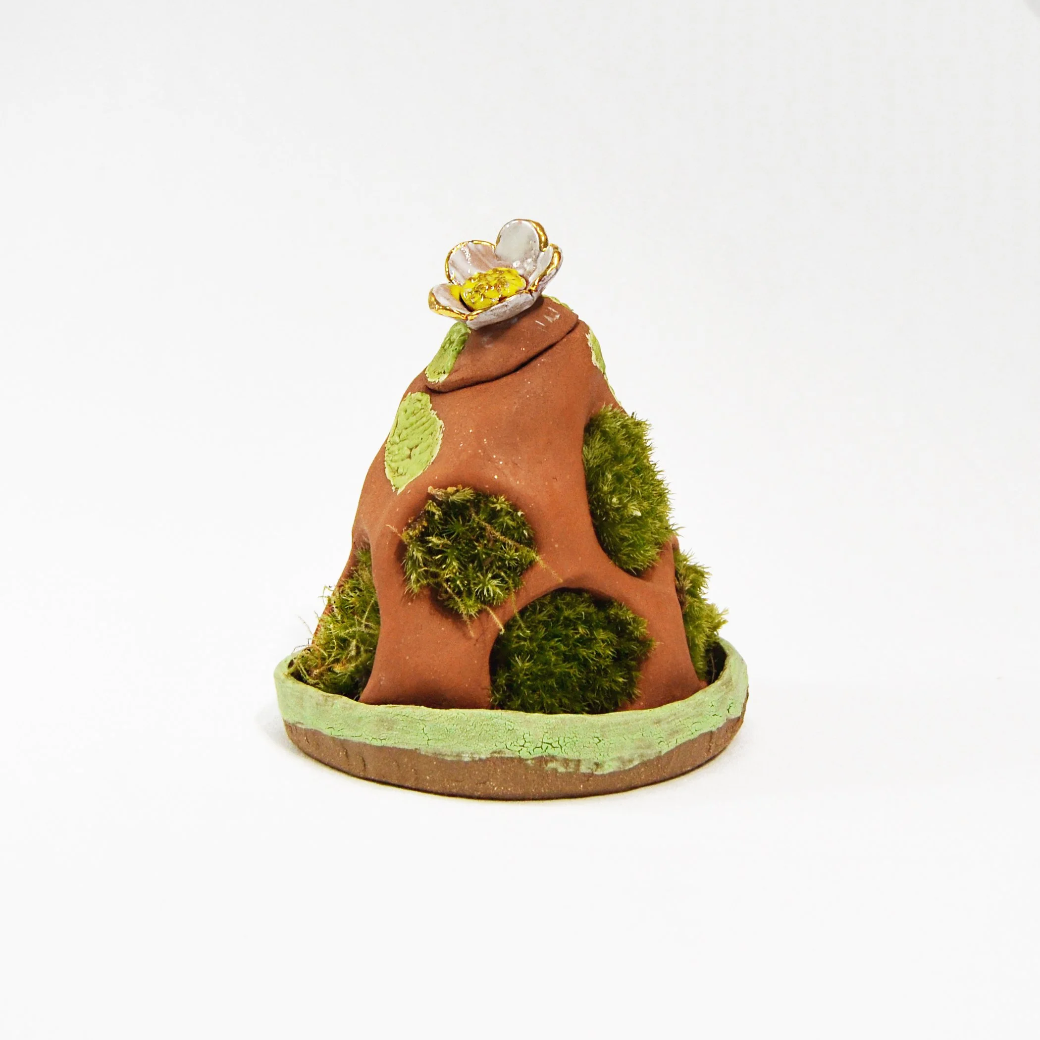 Moss Tower III with Tray, 6 x 6 x 7", 2025