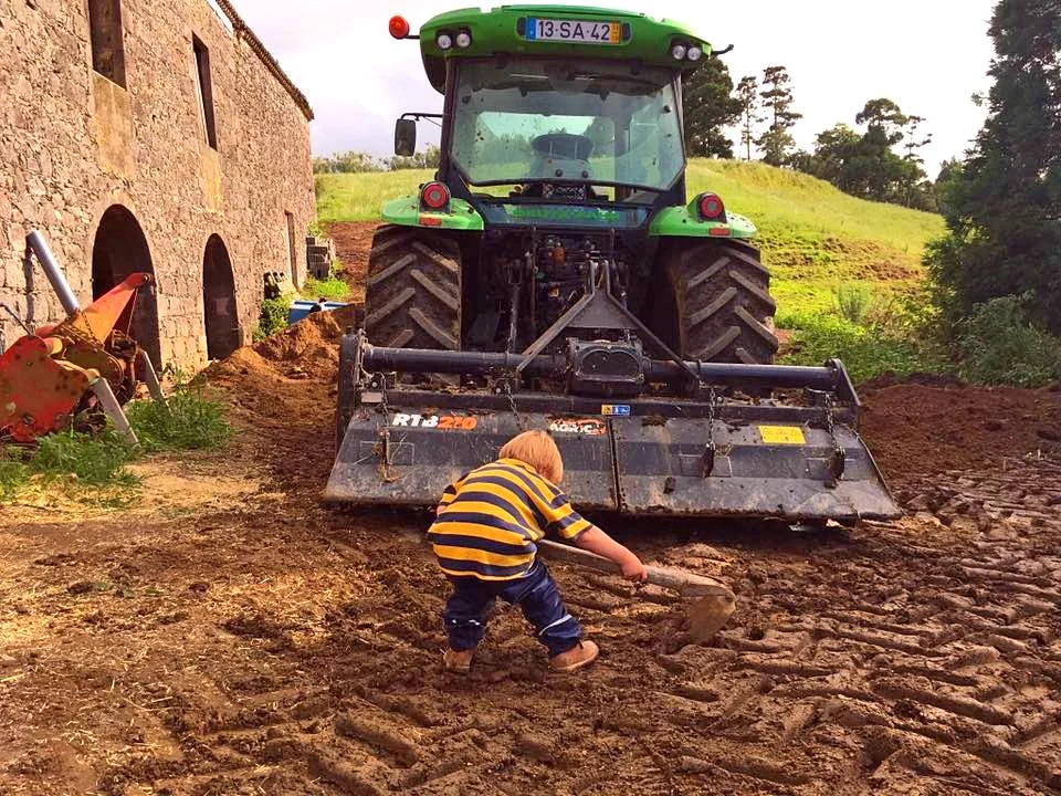 Farm-Tours-Azores-Connections-2.jpg