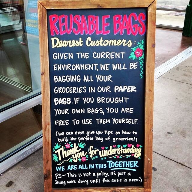 Trader Joe&rsquo;s always thinking of how to keep there employees safe. ❤️✅👏Repost &bull; @tjsevanston Thanks for understanding!
🛒🛒🛒 🌺🌺🌺🌺🌺 #reusablebags #traderjoes #tjs #traderjoesartist #traderjoesart #socialdistancing #weareallinthistoget