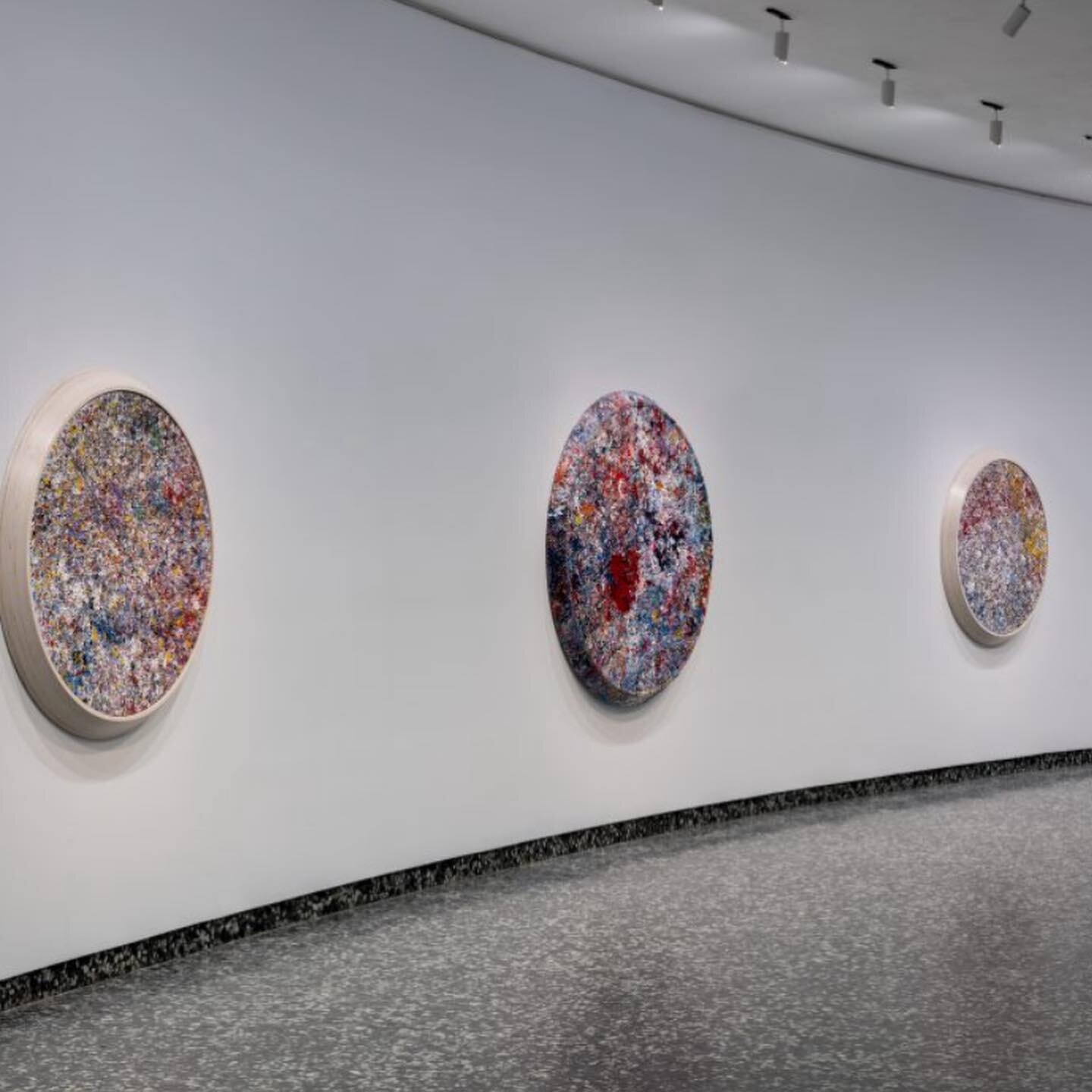 Today was the last day of the @hirshhorn Sam Gilliam: Full Circle exhibition. Although many years in the planning it was of Sam&rsquo;s most recent body of work and his last exhibition. A fitting recognition of him today included a conversation conve