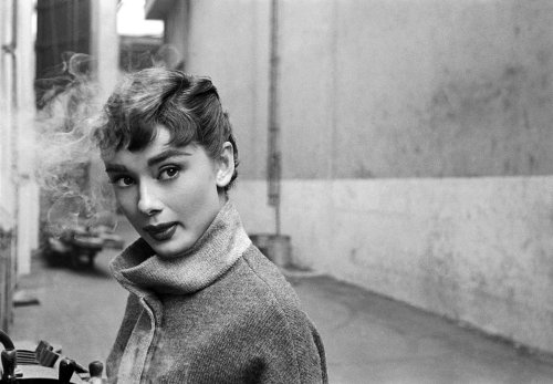 Audrey Hepburn 1954 © 2007 Mark Shaw