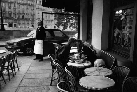 paris-baiser.jpg