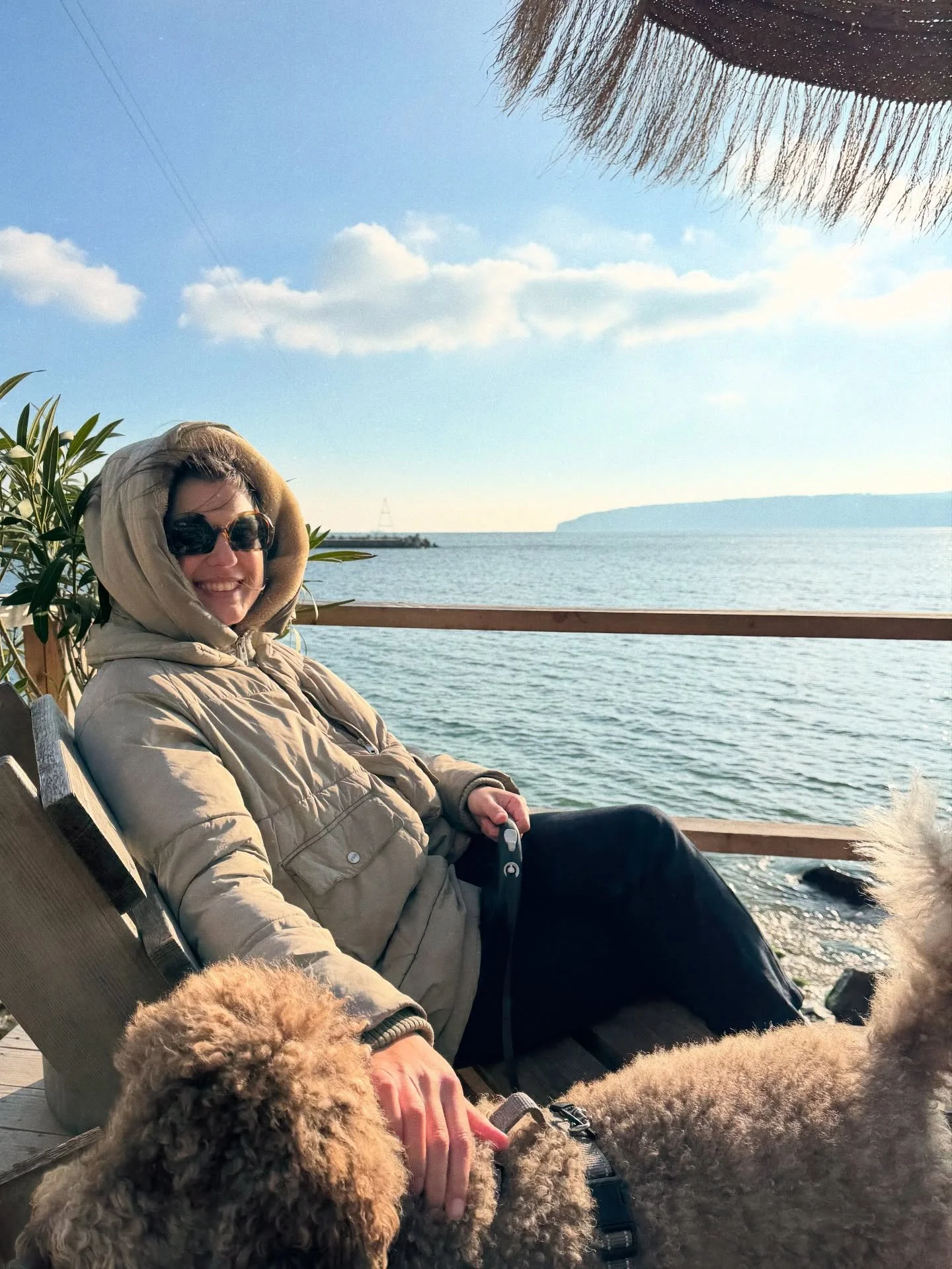 Life lately ✨

Took a big sunny walk to the sea on the weekend 🌊🌞 (it&rsquo;s currently 25-mins walk from us which is a true blessing 🥹)

Celebrated our engagement anniversary (and Austria&rsquo;s public holiday last week) with a relaxing spa day 