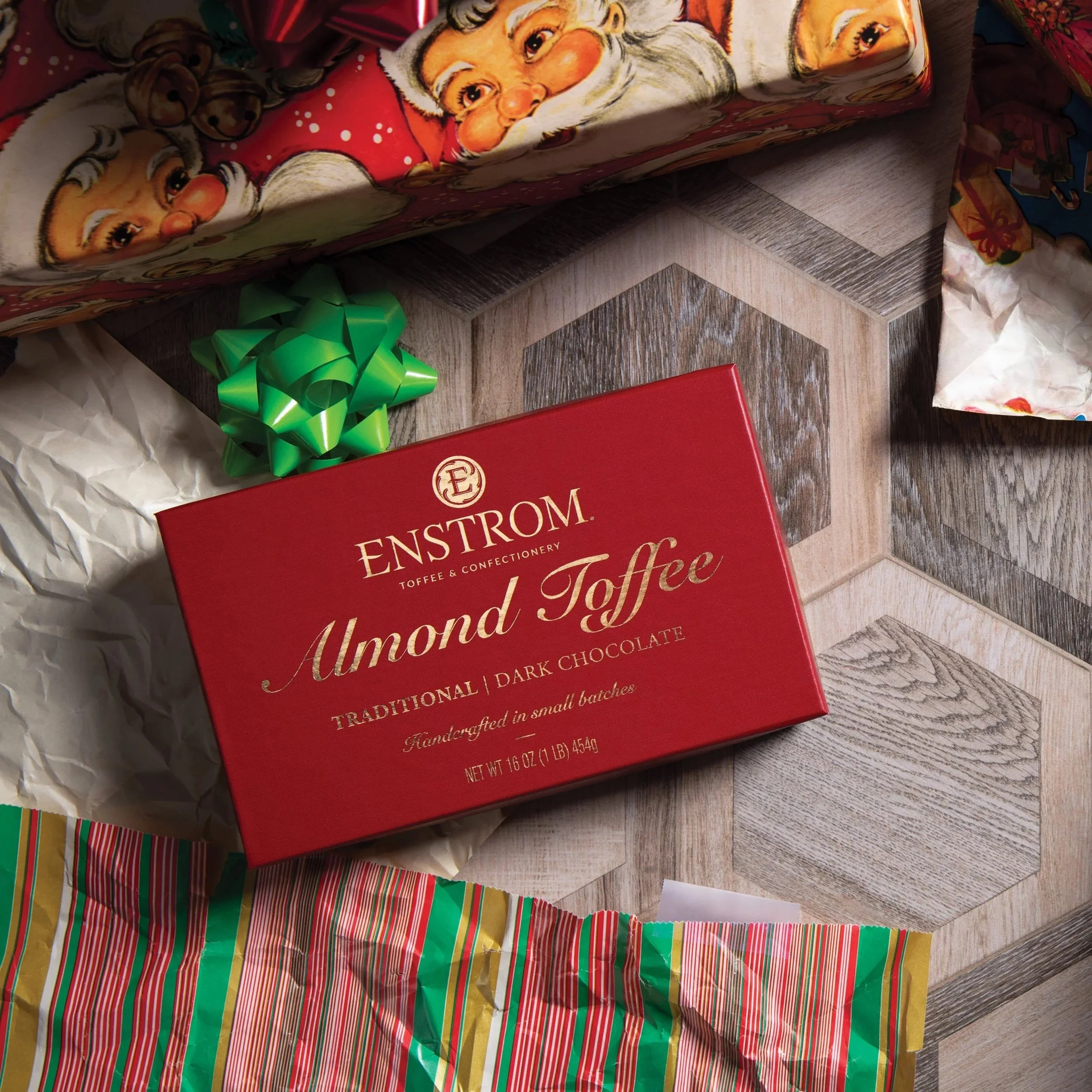 2025_Enstrom_Holiday_GiftGuide_DarkChocToffee.jpg