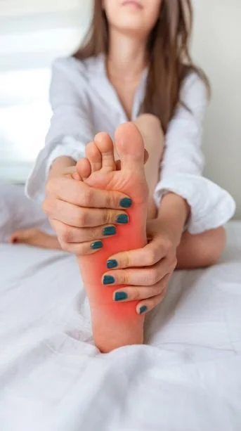 Fascitis plantar: síntomas, causas y cuándo consultar por el dolor