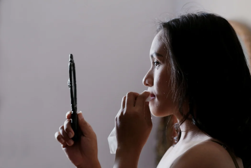sleeping in your makeup