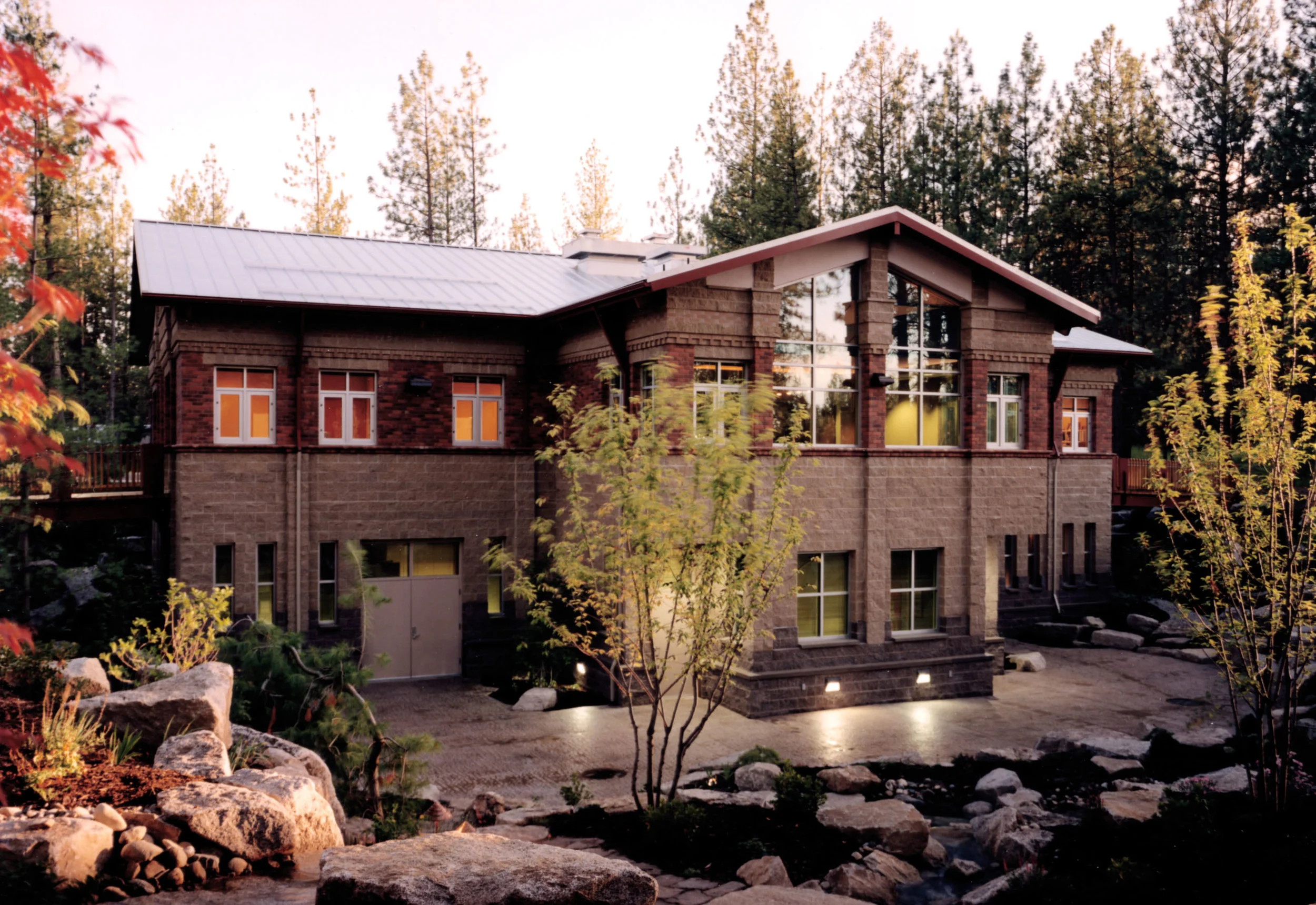 EXTERIOR - OUTDOOR PATIO - LOWER LEVEL